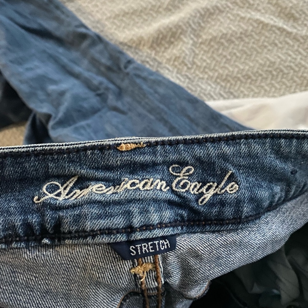 American eagle vintage small flare jeans size 6